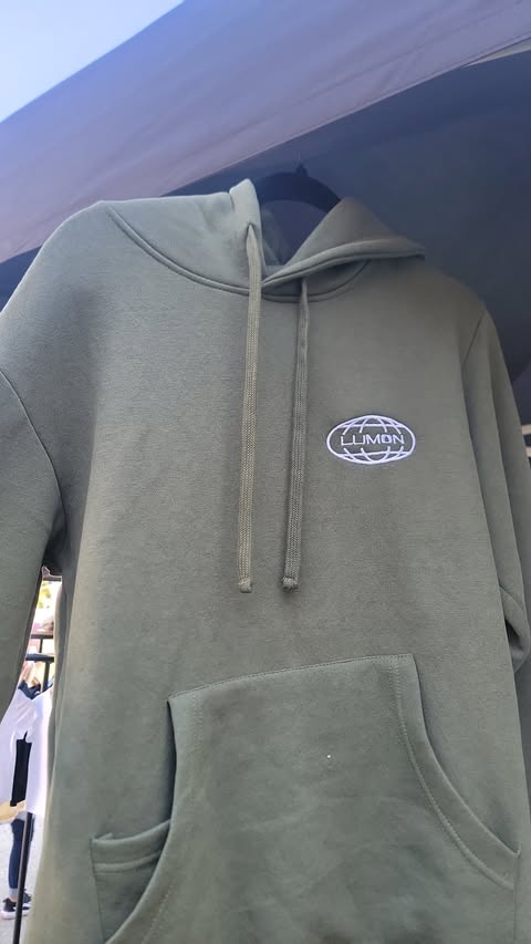 Heart Billy Heavyweight Hoodie (Black) - FlippedDimension